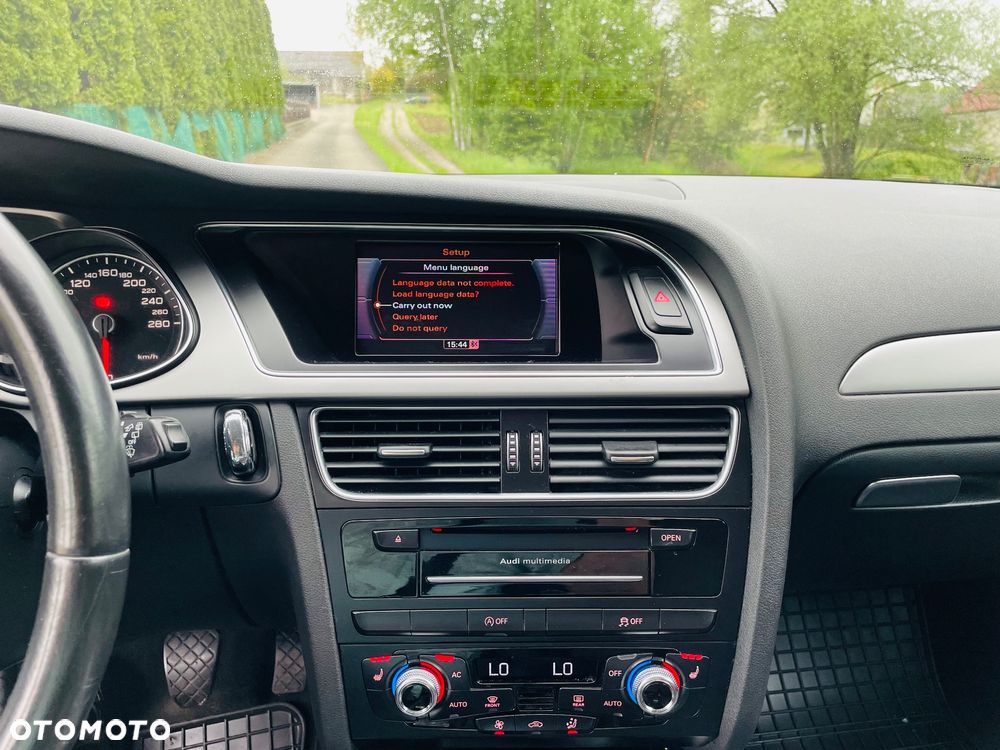 Audi A4 Avant 2.0 TDI DPF Attraction - 5