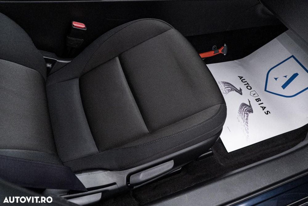 Mazda 3 FASTBACK e-SKYACTIV-G 122 M HYBRID EXCLUSIVE-LINE - 39