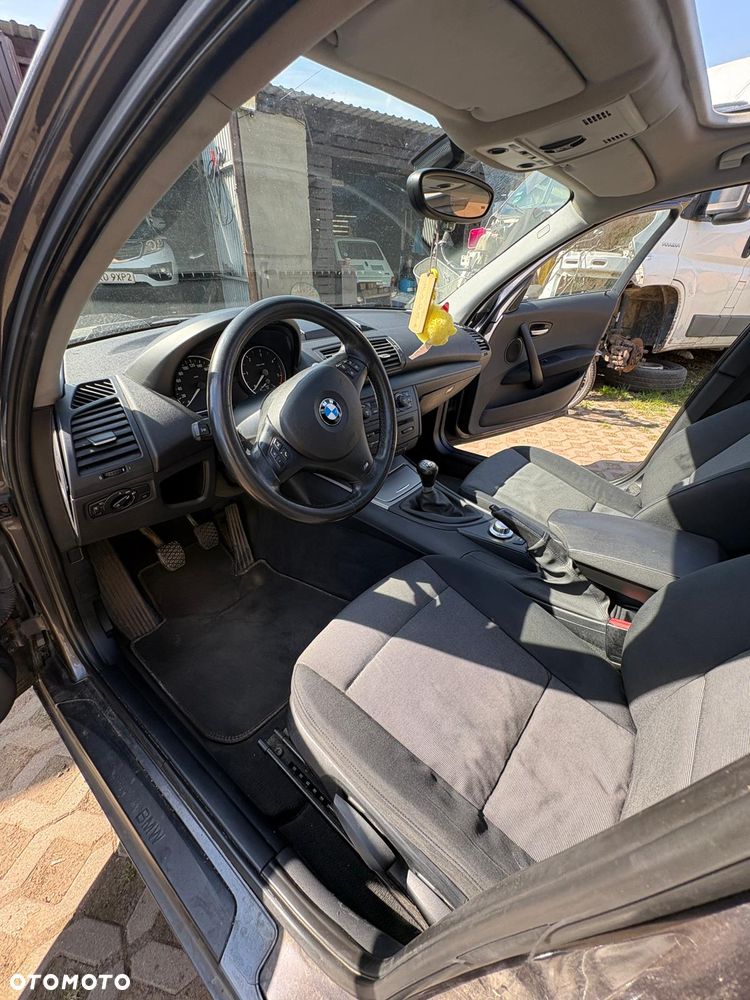 BMW Seria 1 120d DPF - 10