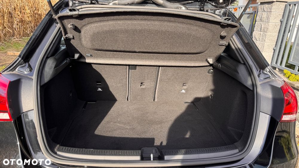 Mercedes-Benz Klasa A 180 7G-DCT - 7