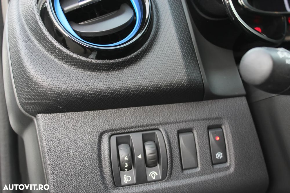Renault Clio - 19