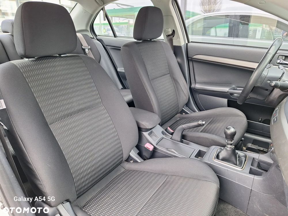 Mitsubishi Lancer 1.8 DI-D ClearTec Inform - 24