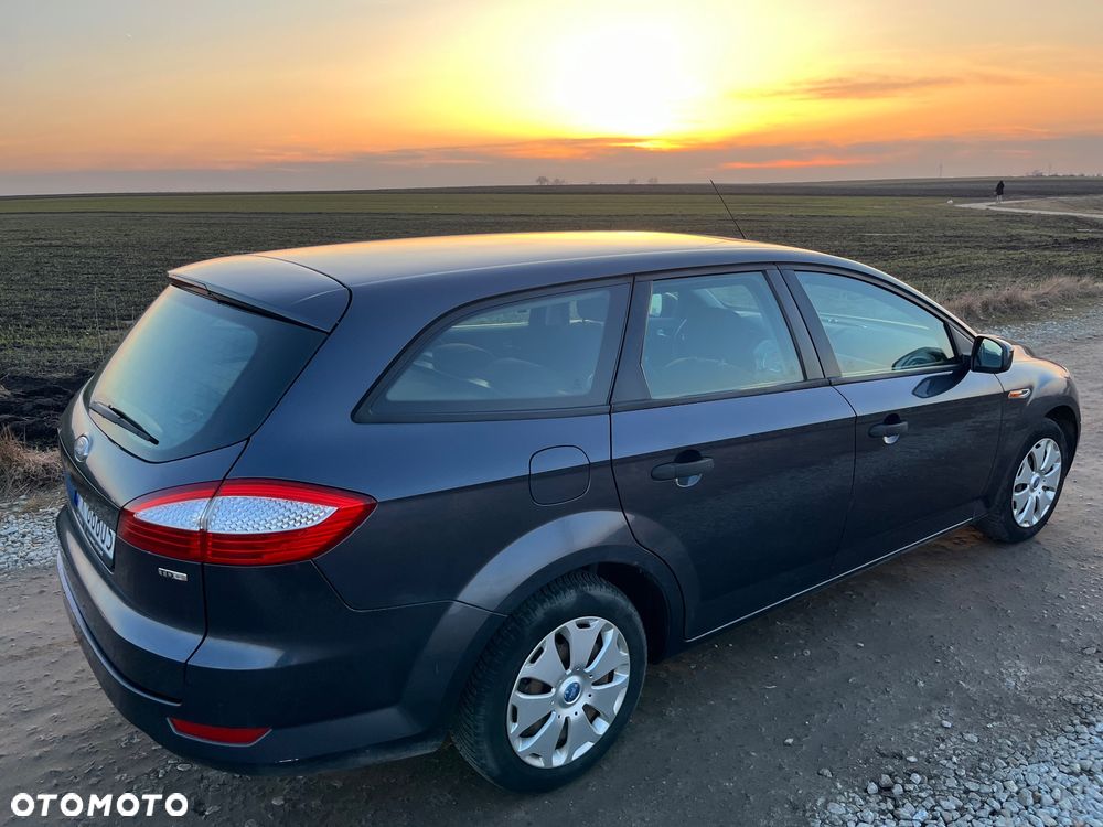 Ford Mondeo 2.0 TDCi Silver X - 13