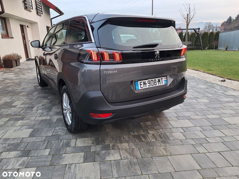 Peugeot 5008 - 22