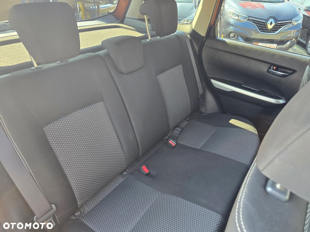Suzuki Vitara - 14