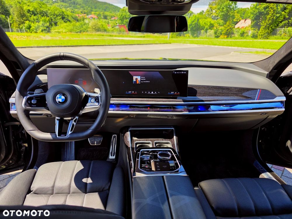 BMW Seria 7 740d xDrive mHEV sport - 12