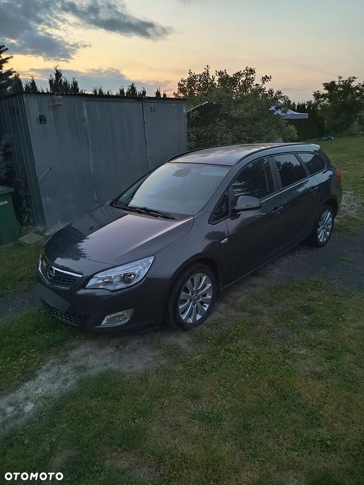 Opel Astra 1.7 CDTI Cosmo - 4
