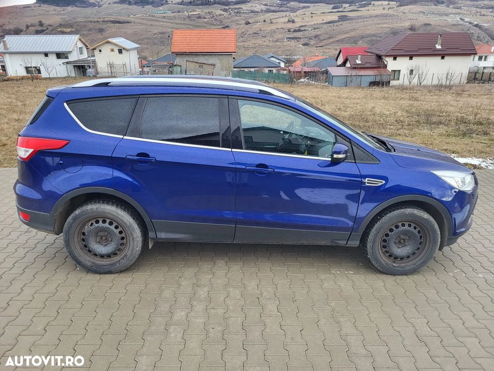 Ford Kuga 2.0 TDCi 4WD Powershift ST-Line - 4