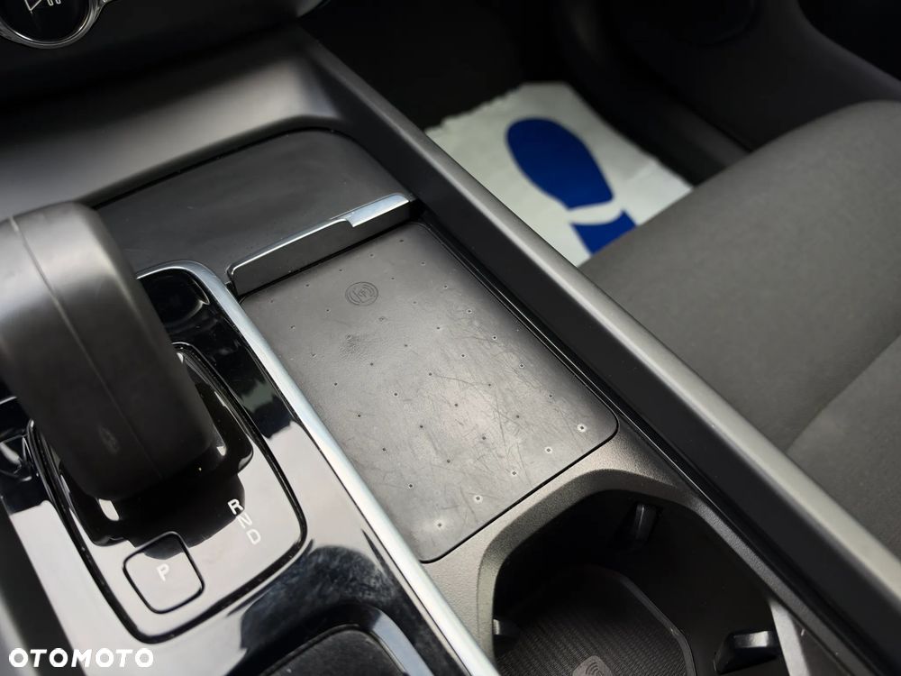 Volvo XC 60 B4 B Momentum Pro - 23