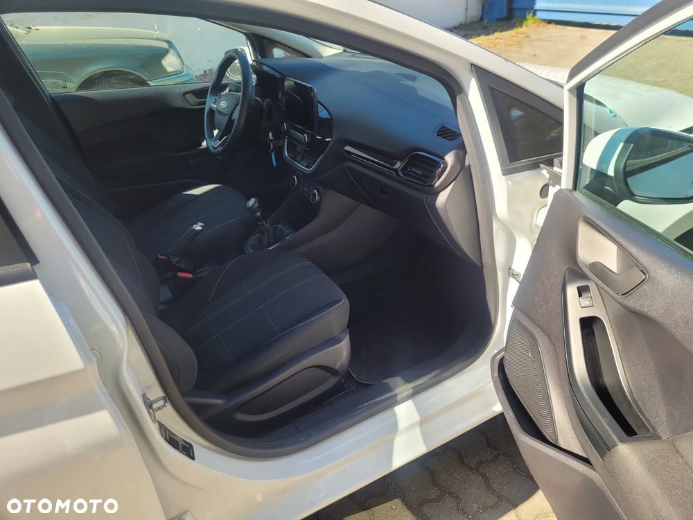 Ford Fiesta 1.0 EcoBoost S&S COOL&CONNECT - 6