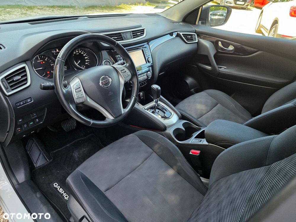 Nissan Qashqai - 11