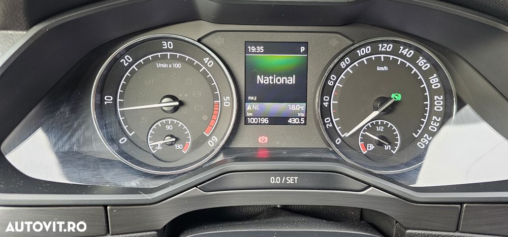 Skoda Superb 2.0 TDI DSG Style - 2