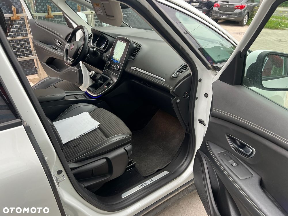 Renault Grand Scenic TCe 140 GPF BUSINESS EDITION - 14