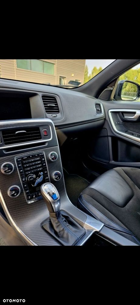 Volvo S60 - 4