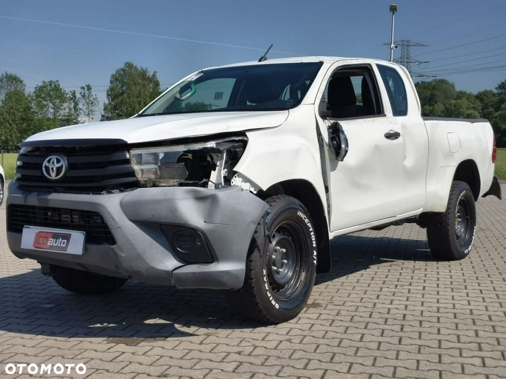 Toyota Hilux - 2