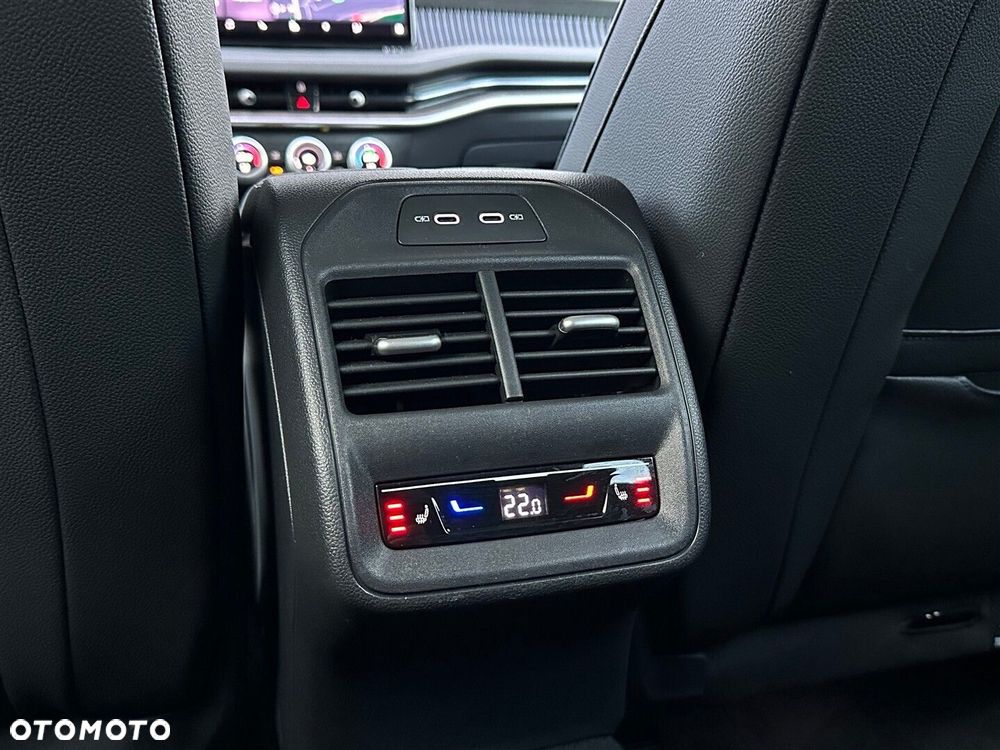 Skoda Superb 1.5 TSI L&K DSG - 33