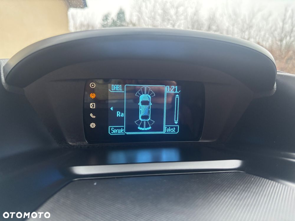 Ford Kuga 1.6 EcoBoost 2x4 Titanium - 23