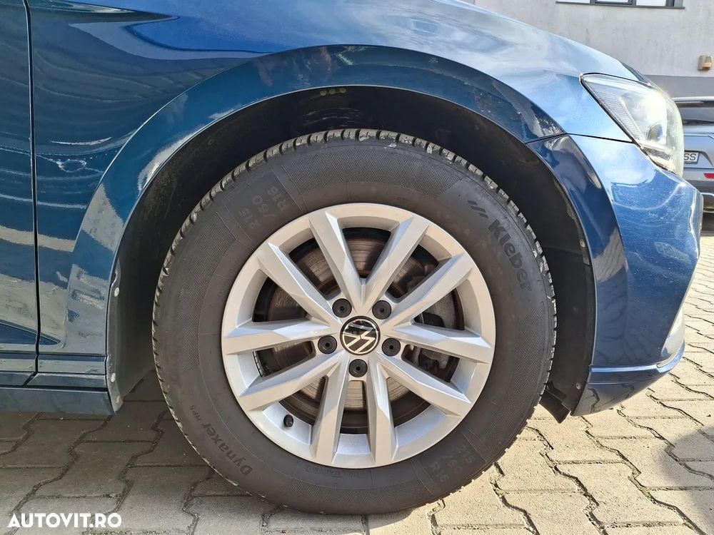 Volkswagen Passat Variant 2.0 TDI DSG Highline - 25