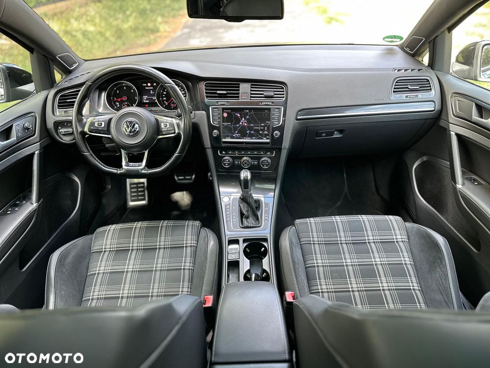 Volkswagen Golf GTD 2.0 TDI SCR DSG - 10