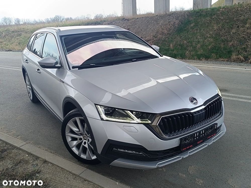 Skoda Octavia 2.0 TDI DSG 4x4 Scout - 16