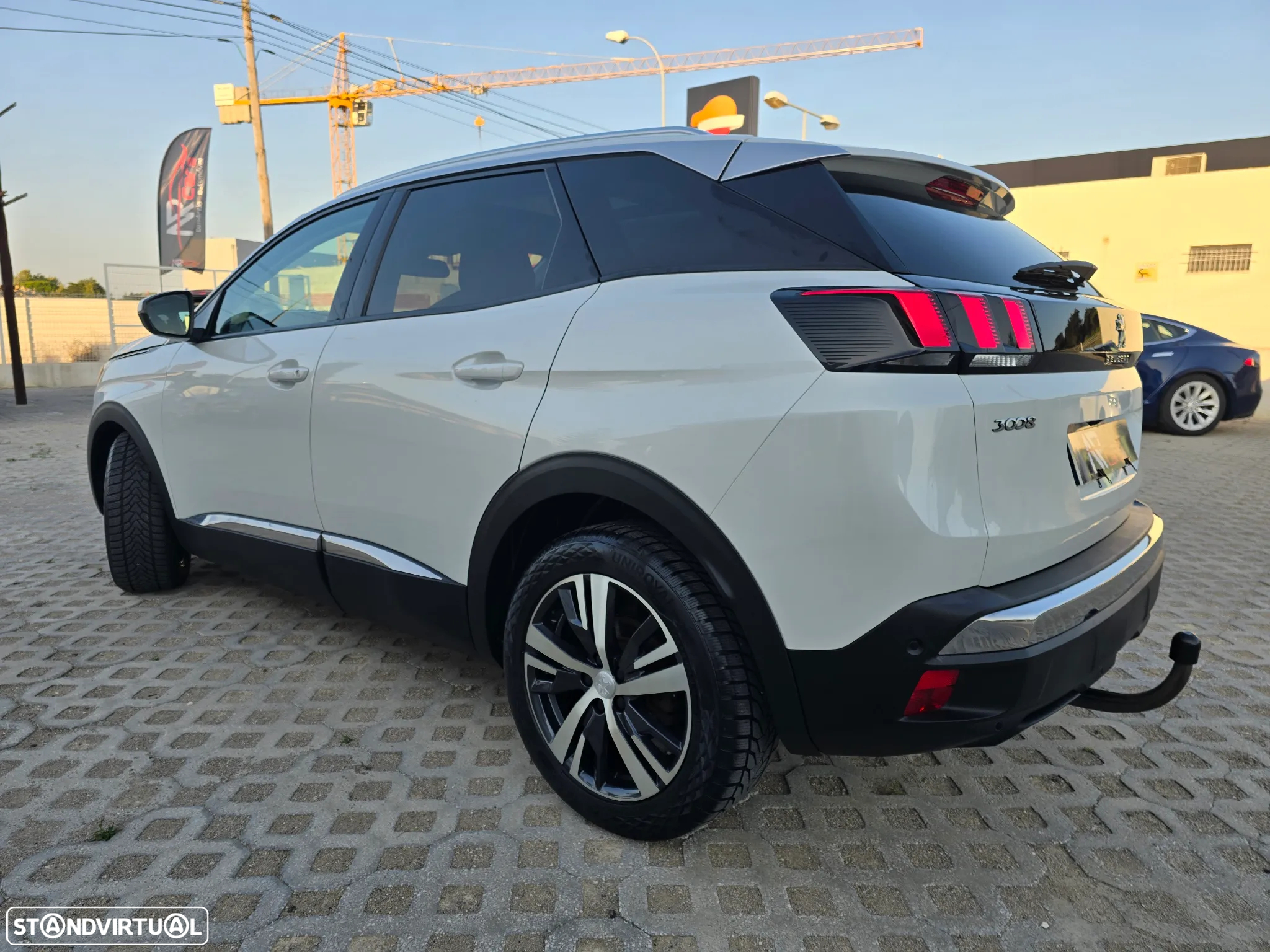 Peugeot 3008 1.6 BlueHDi Allure EAT6 - 18