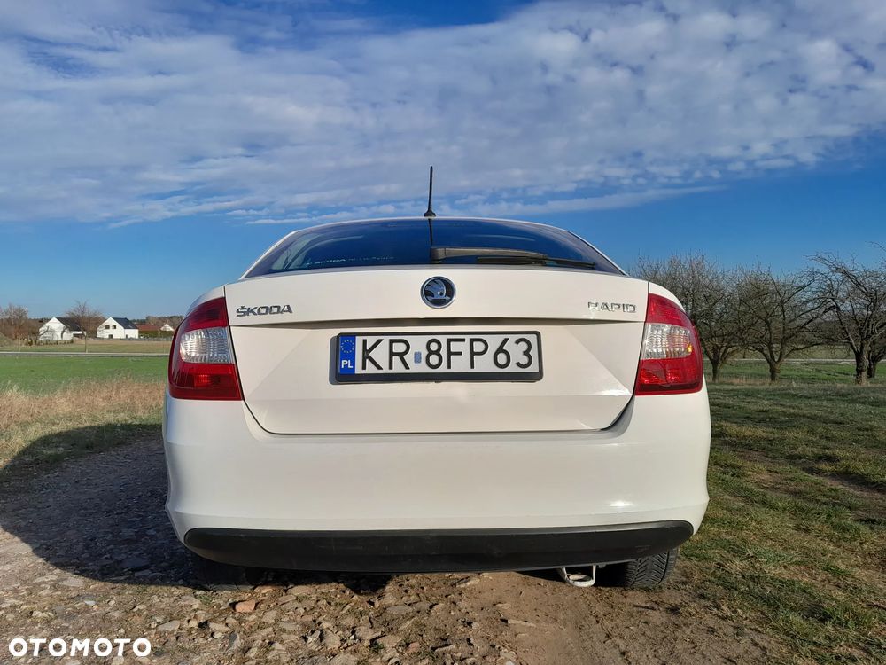 Skoda RAPID 1.2 TSI Active - 4