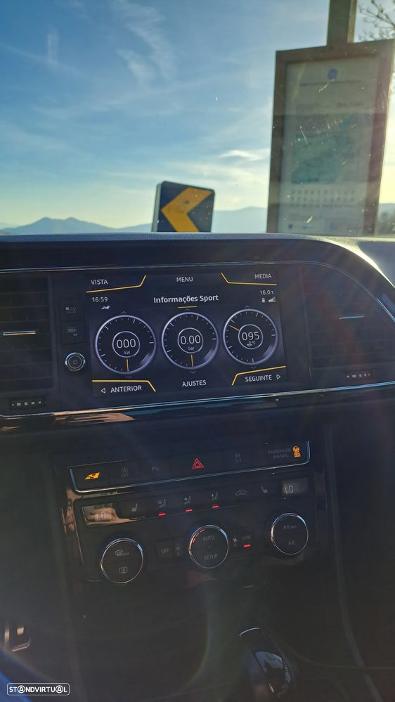 SEAT Leon 2.0 TSI S&S DSG Cupra 300 - 12