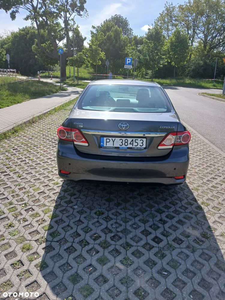 Toyota Corolla - 5