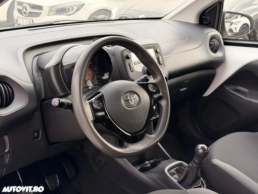 Toyota Aygo 1.0 VVY-I 5 usi X-connect - 20