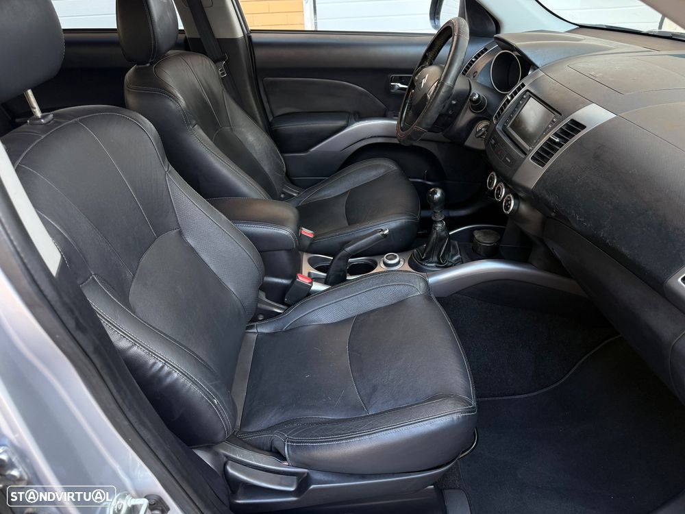 Citroën C-crosser 2.2 HDi Exclusive - 17