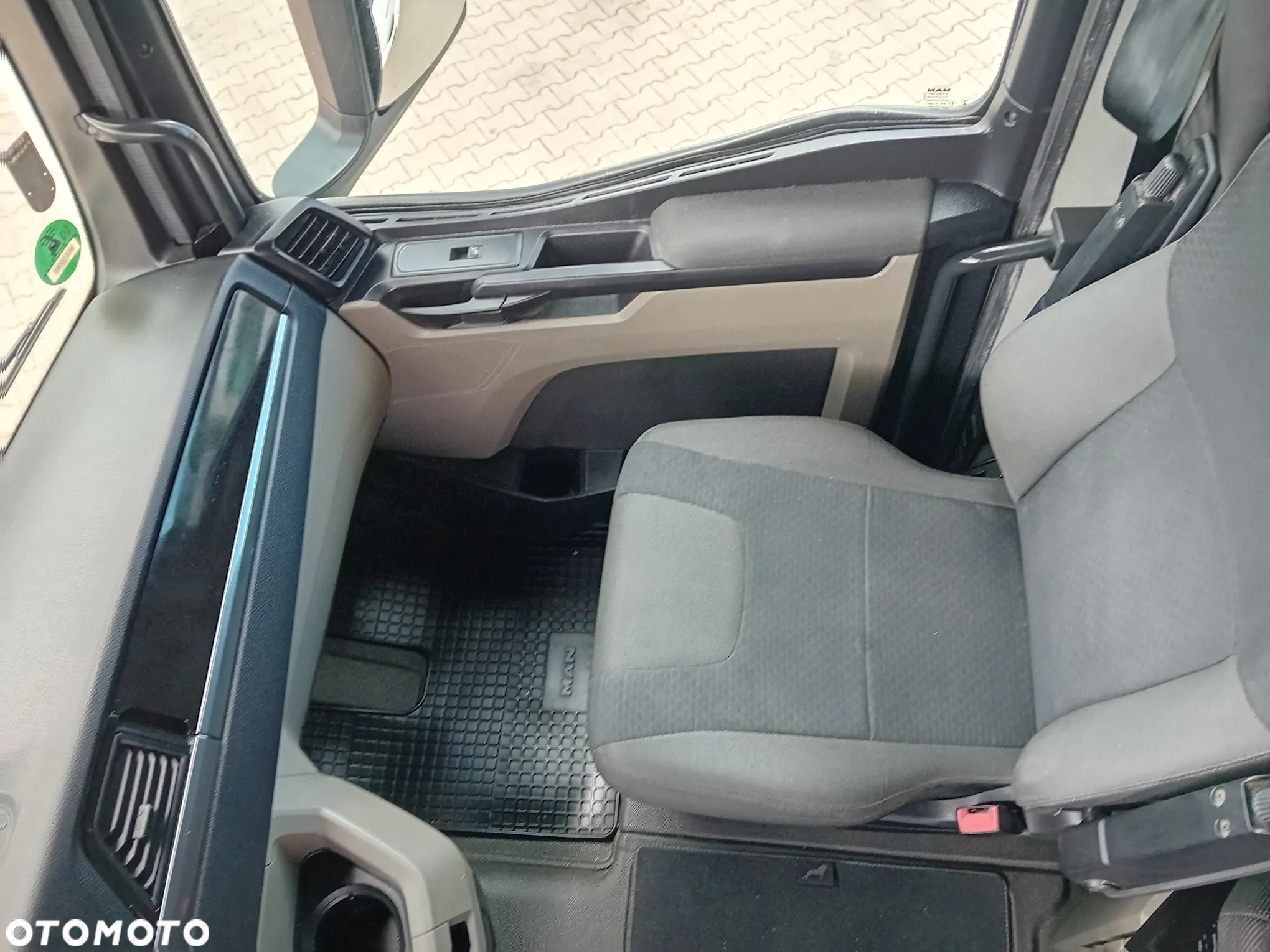 MAN TGX 18.470 BL SA - 14