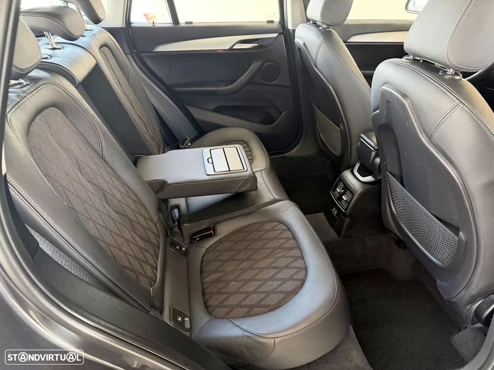 BMW X1 16 d sDrive Line xLine - 32
