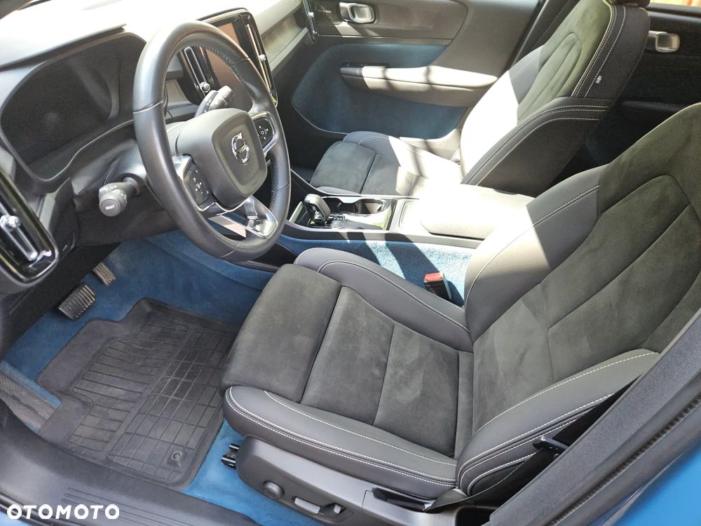 Volvo C40 Recharge Twin AWD Plus - 24