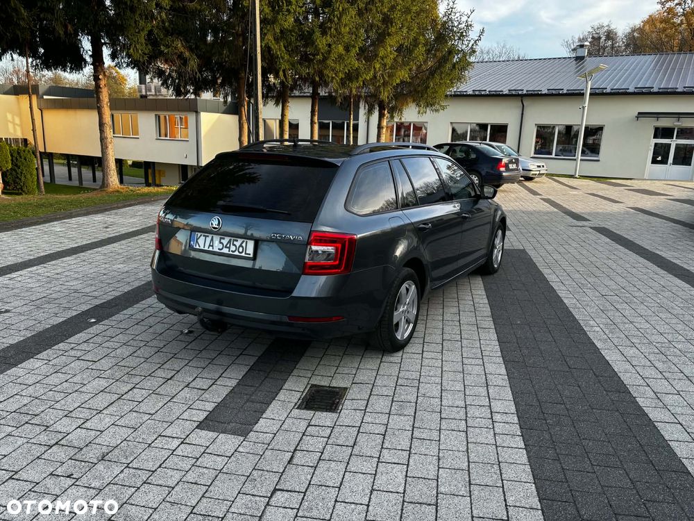 Skoda Octavia 1.6 TDI Ambition - 5