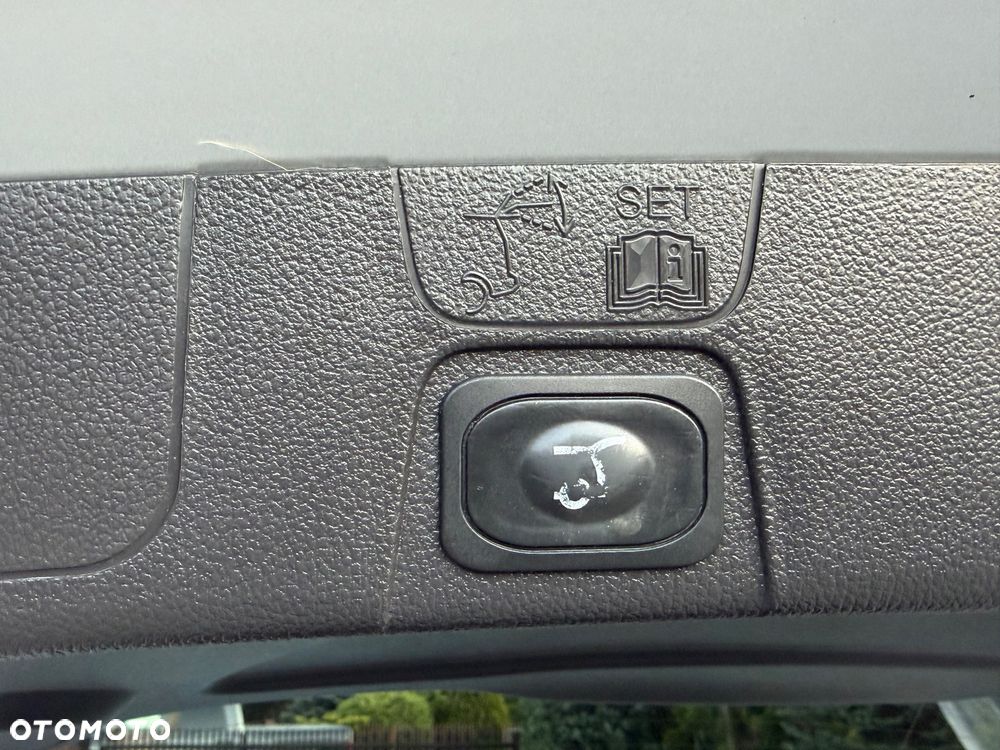 Ford C-MAX 1.5 EcoBoost Start-Stop-System Titanium - 28