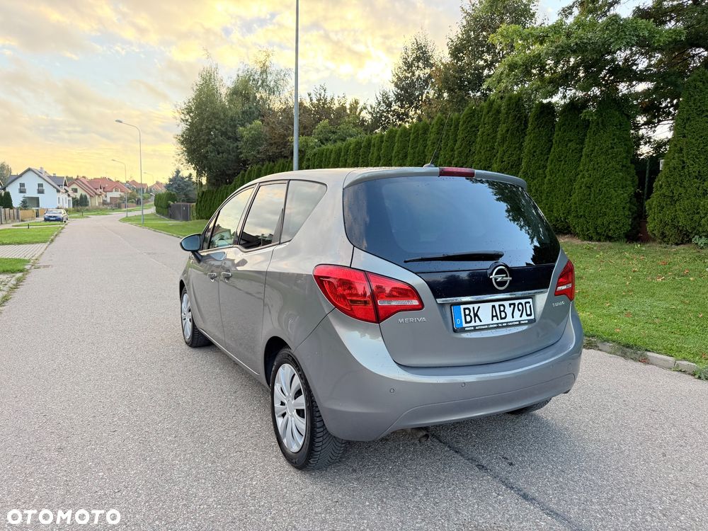 Opel Meriva - 9