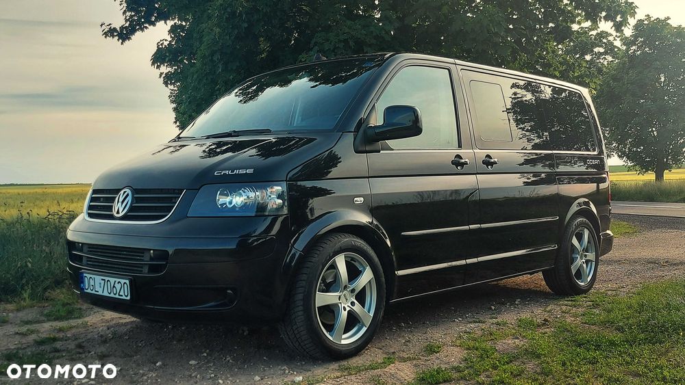 Volkswagen Multivan - 1