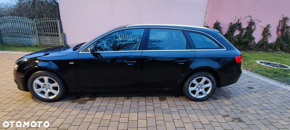Audi A4 Avant 2.0 TDI - 10