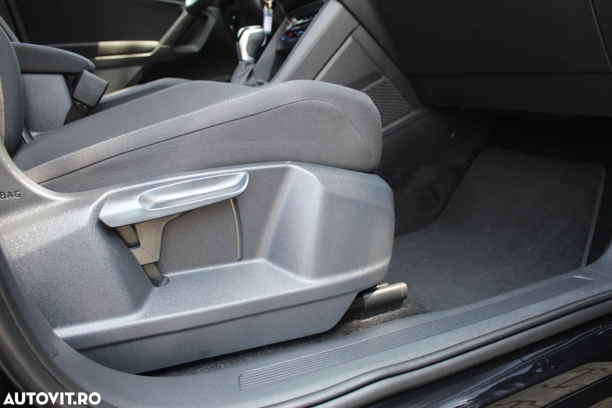 Volkswagen Tiguan Allspace 2.0 TDI 4Mot DSG Life - 37