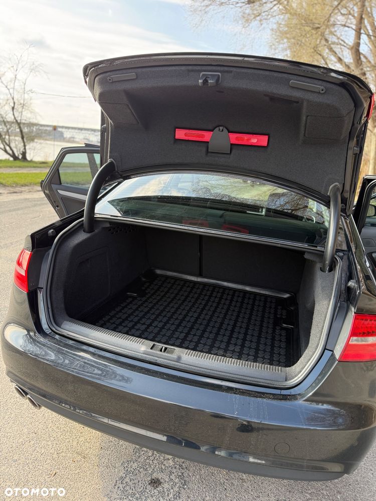 Audi A4 Limousine - 24