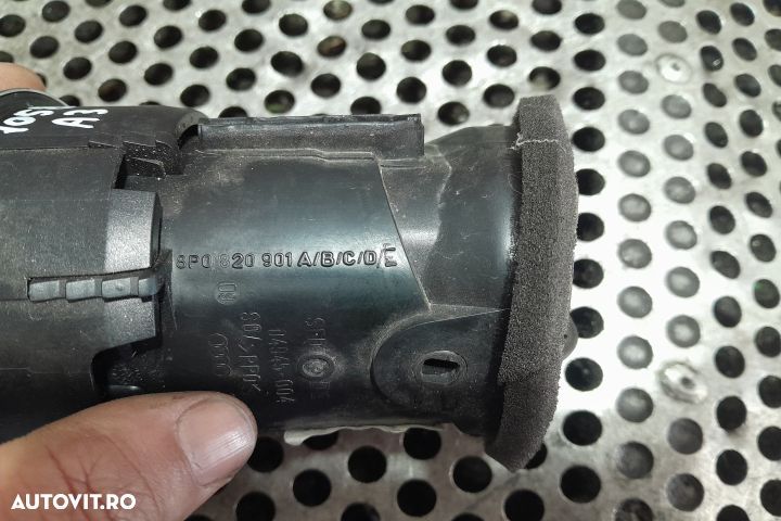 Grila ventilatie bord centru 8P0820901A 8P0820901A Audi A3 8P/8PA [2t - 4