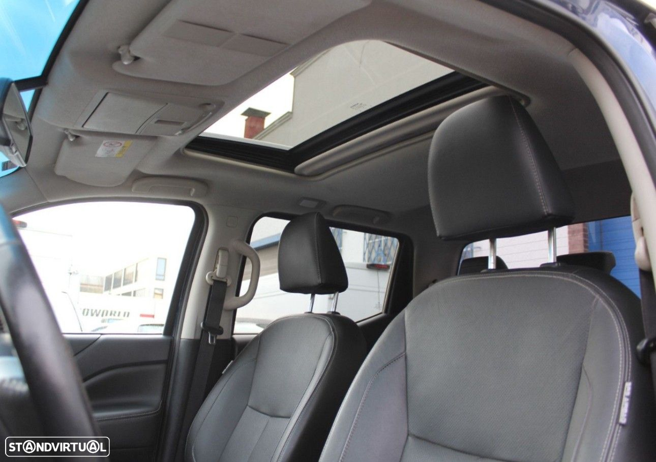 Nissan Navara DC 4x4 Auto Tekna - 8