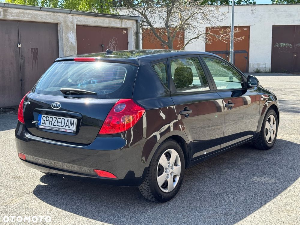 Kia Ceed 1.4 Comfort - 6
