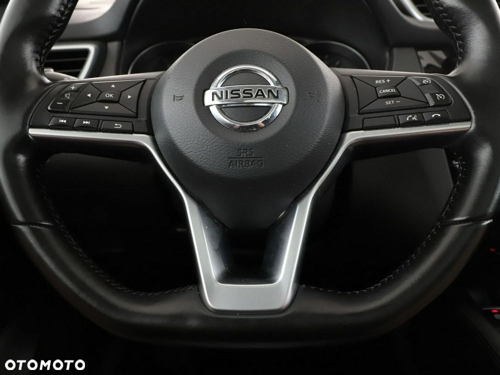 Nissan Qashqai 1.6 DIG-T N-Connecta - 22