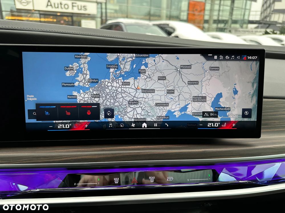 BMW Seria 7 M760e PHEV xDrive sport - 17