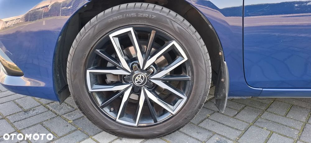 Toyota Auris - 15