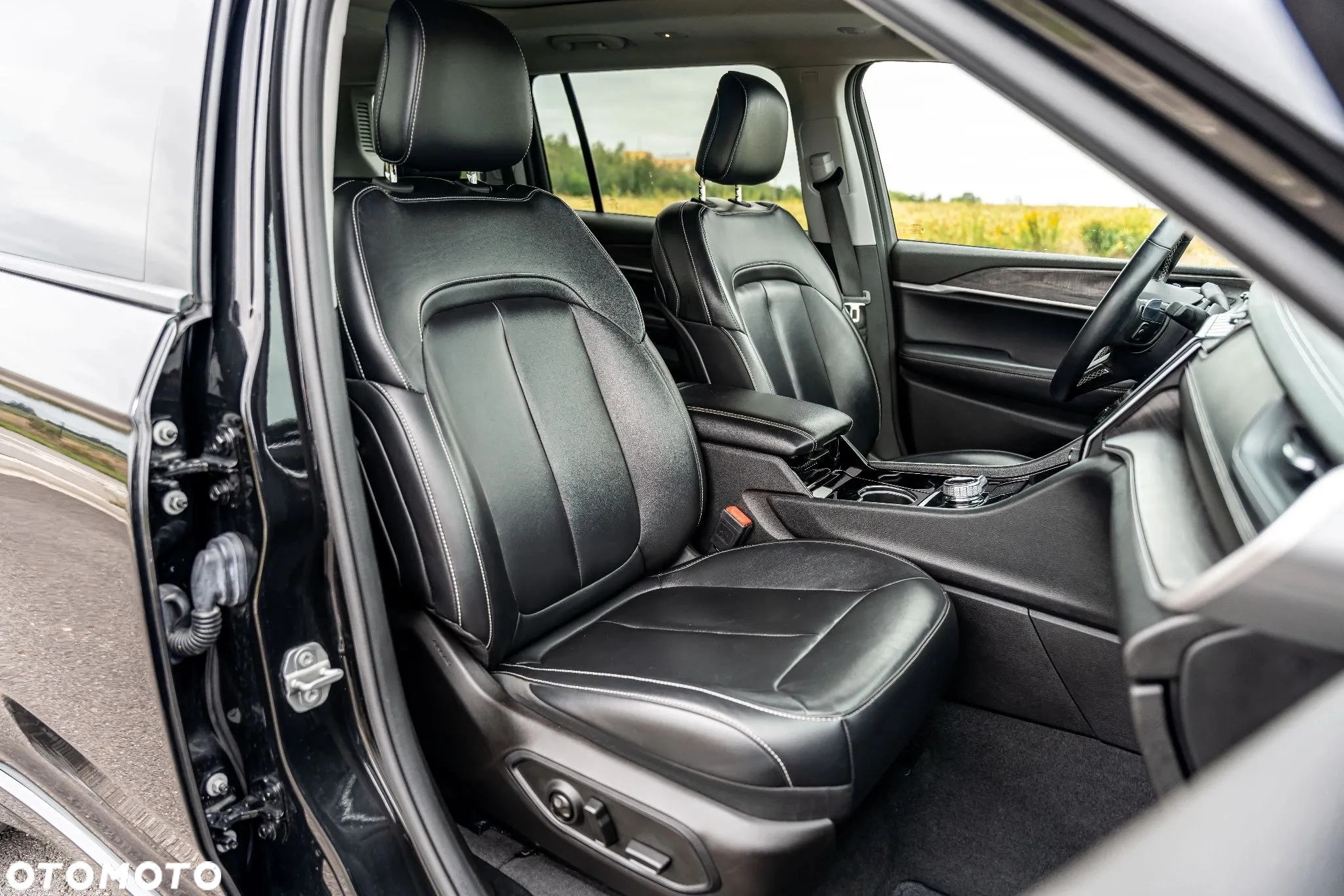 Jeep Grand Cherokee - 7