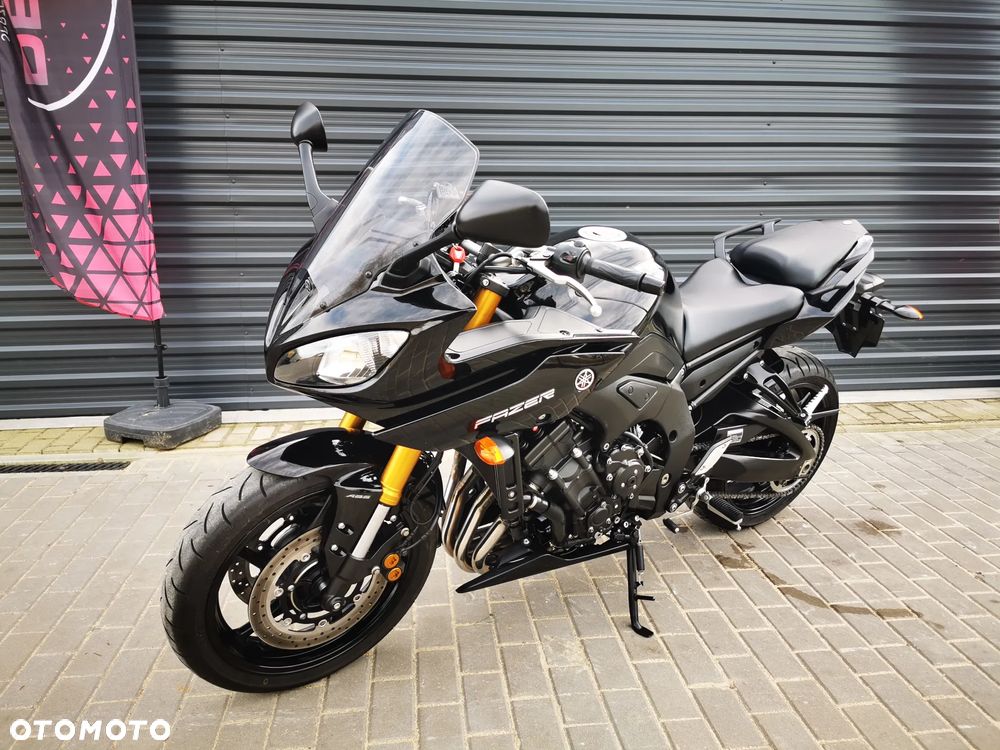 Yamaha FZ8 - 4