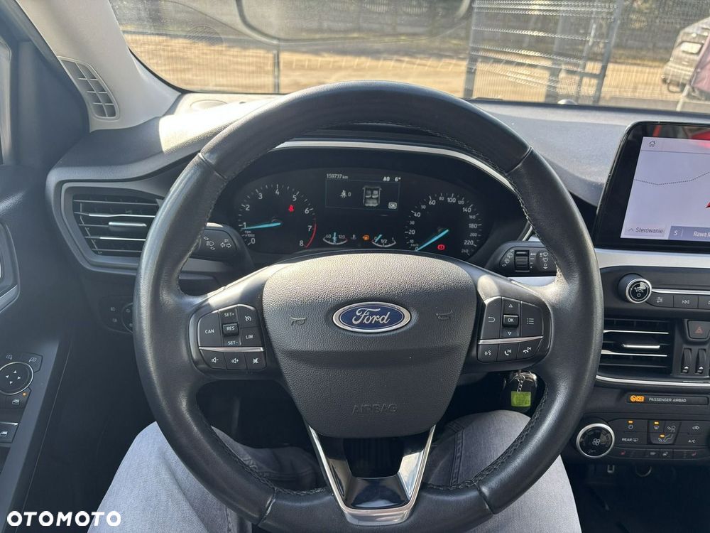 Ford Focus - 23
