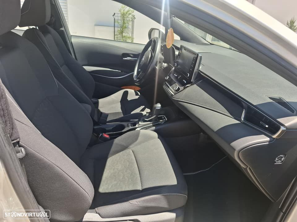 Toyota Corolla 1.8 Hybrid Comfort - 9